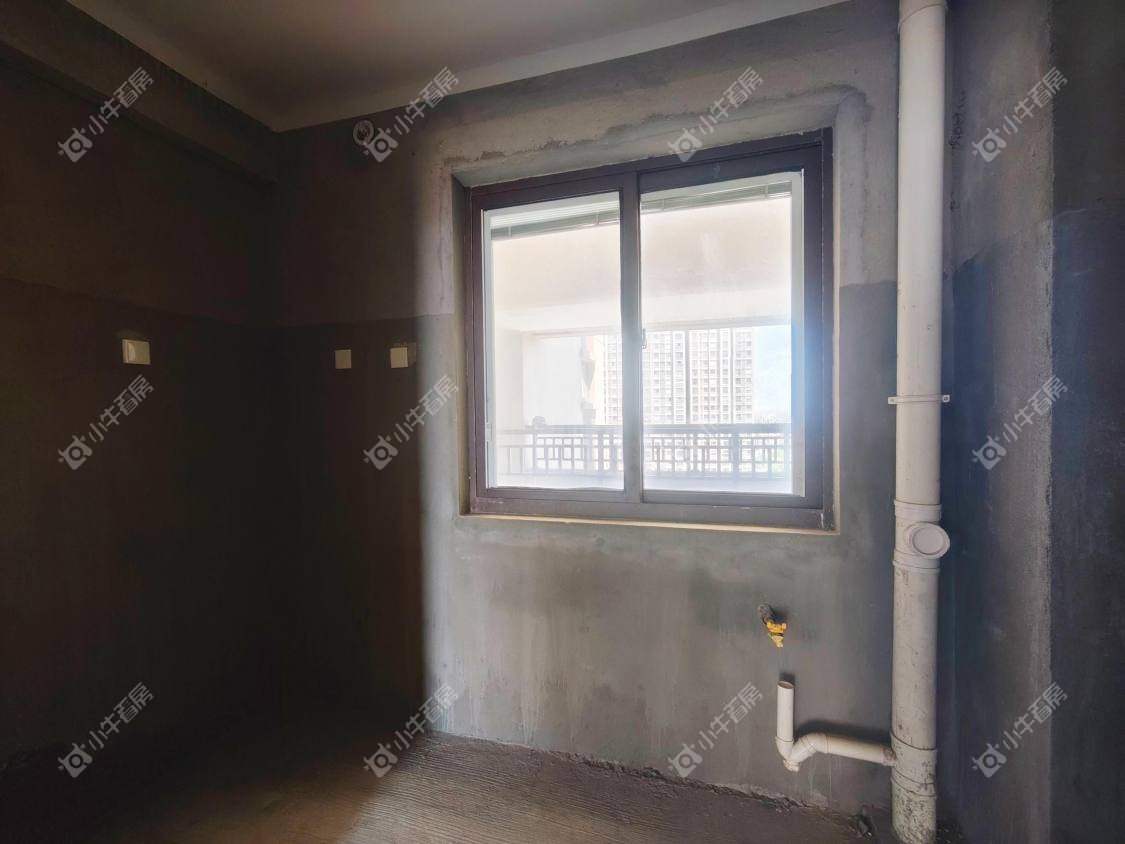 镇江荣城国际（中央公馆）在售二手房源室内图_小牛看房