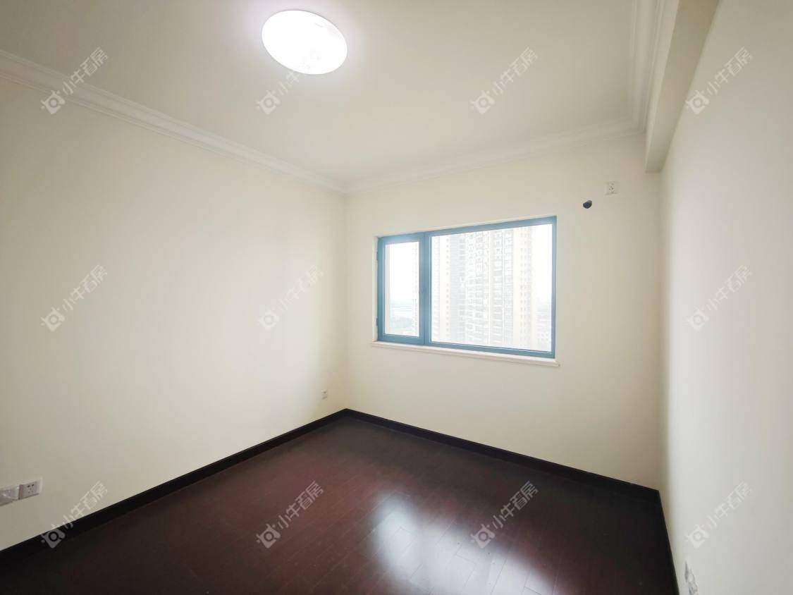 镇江恒大城在售二手房源室内图_小牛看房