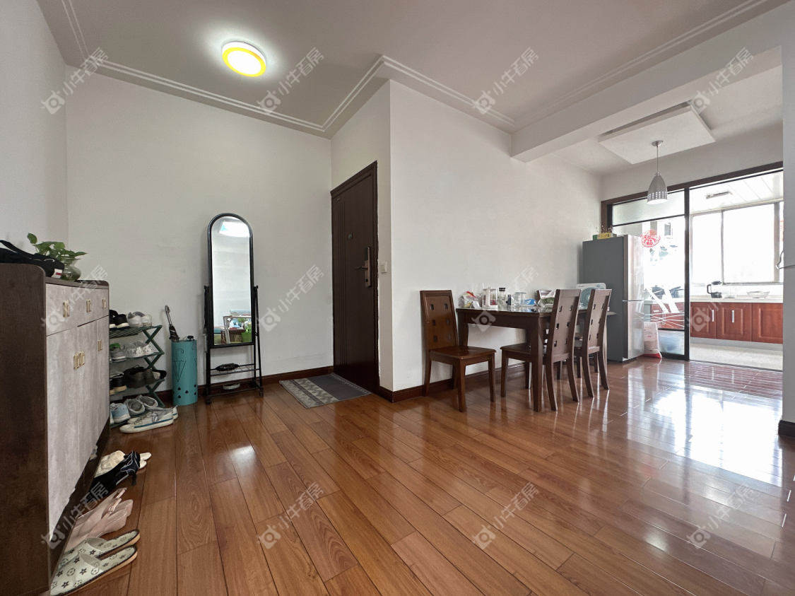 镇江华南新村在售二手房源室内图_小牛看房