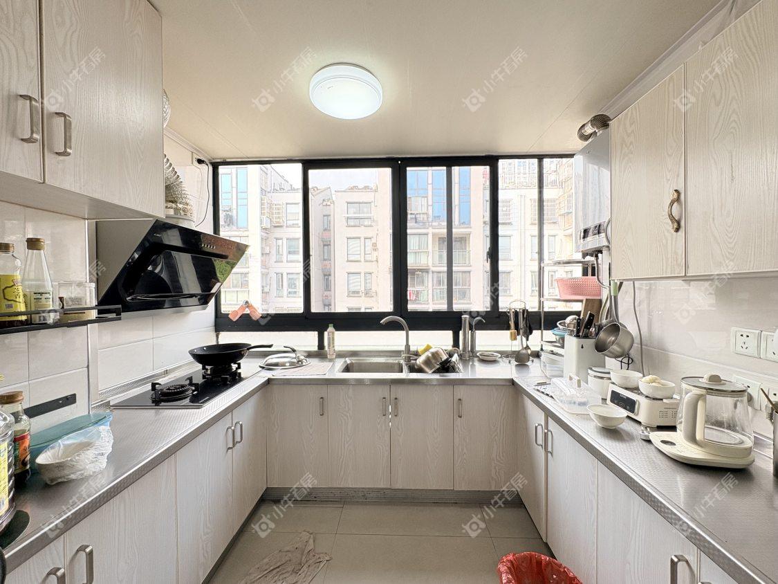 镇江练湖新城在售二手房源室内图_小牛看房