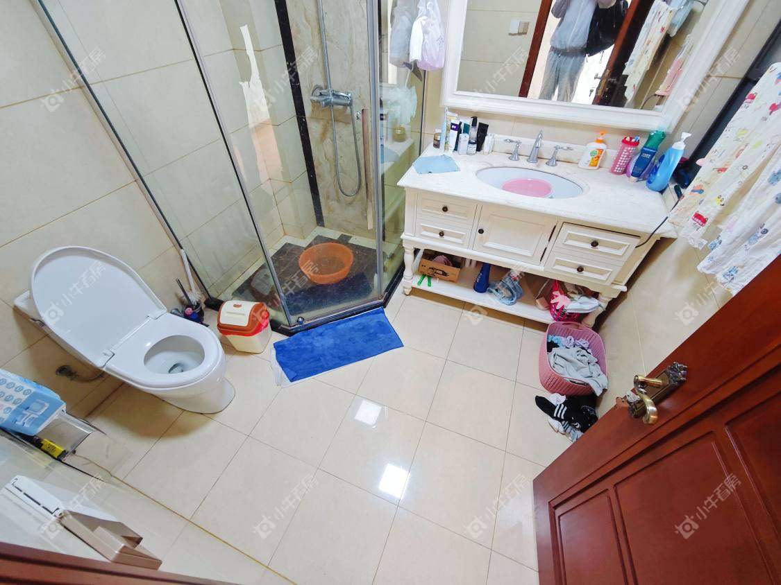 镇江滨河凤凰城在售二手房源室内图_小牛看房