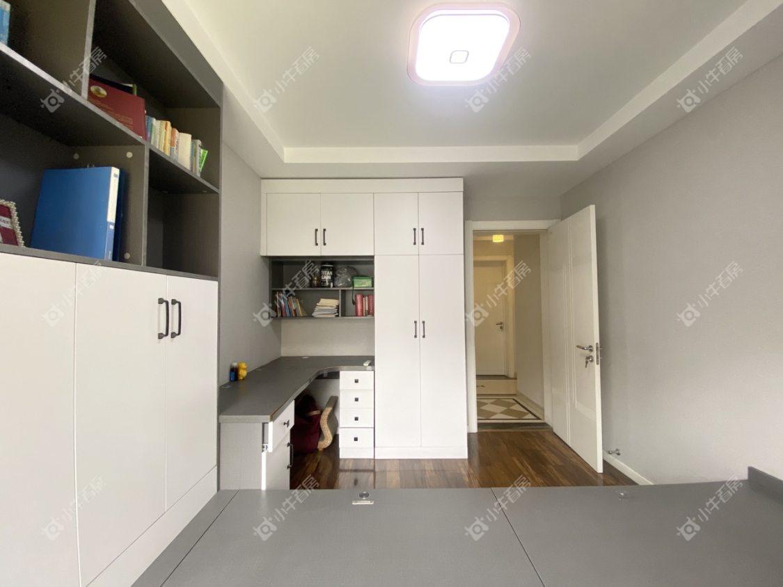 镇江华都锦城在售二手房源室内图_小牛看房