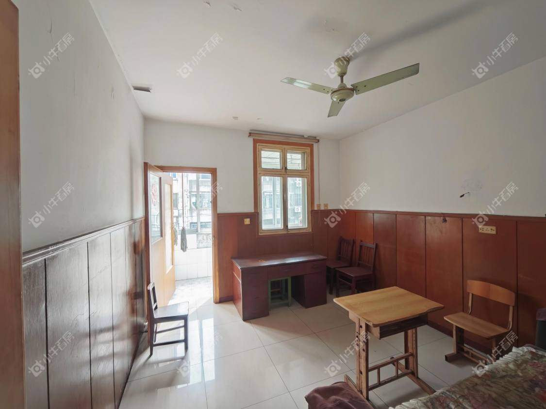 镇江凤凰新村在售二手房源室内图_小牛看房