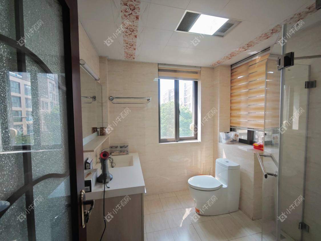 镇江领秀花都在售二手房源室内图_小牛看房