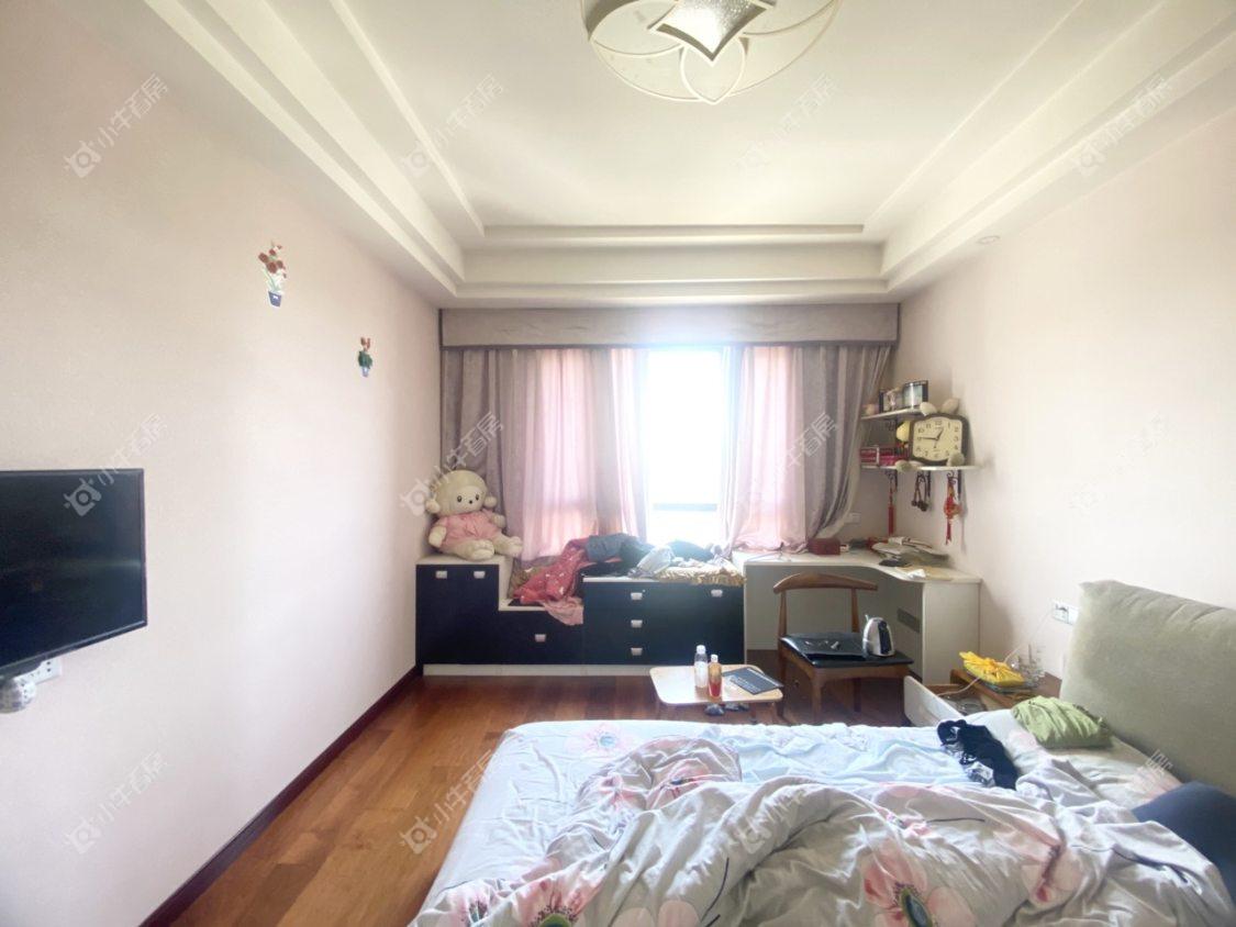 镇江滨河凤凰城在售二手房源室内图_小牛看房