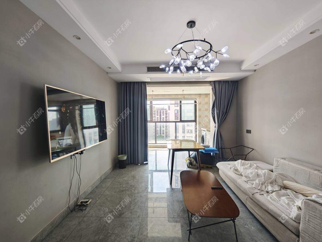 镇江滨河凤凰城在售二手房源室内图_小牛看房