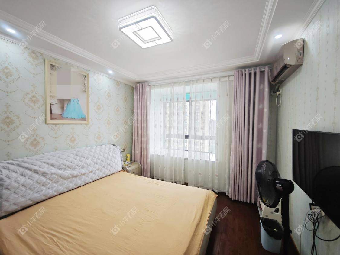 镇江信达香堤国际在售二手房源室内图_小牛看房