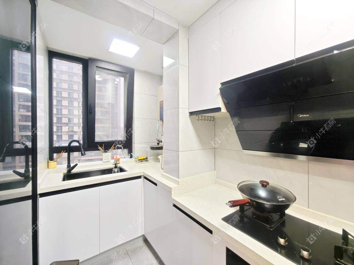 镇江凤熹台在售二手房源室内图_小牛看房