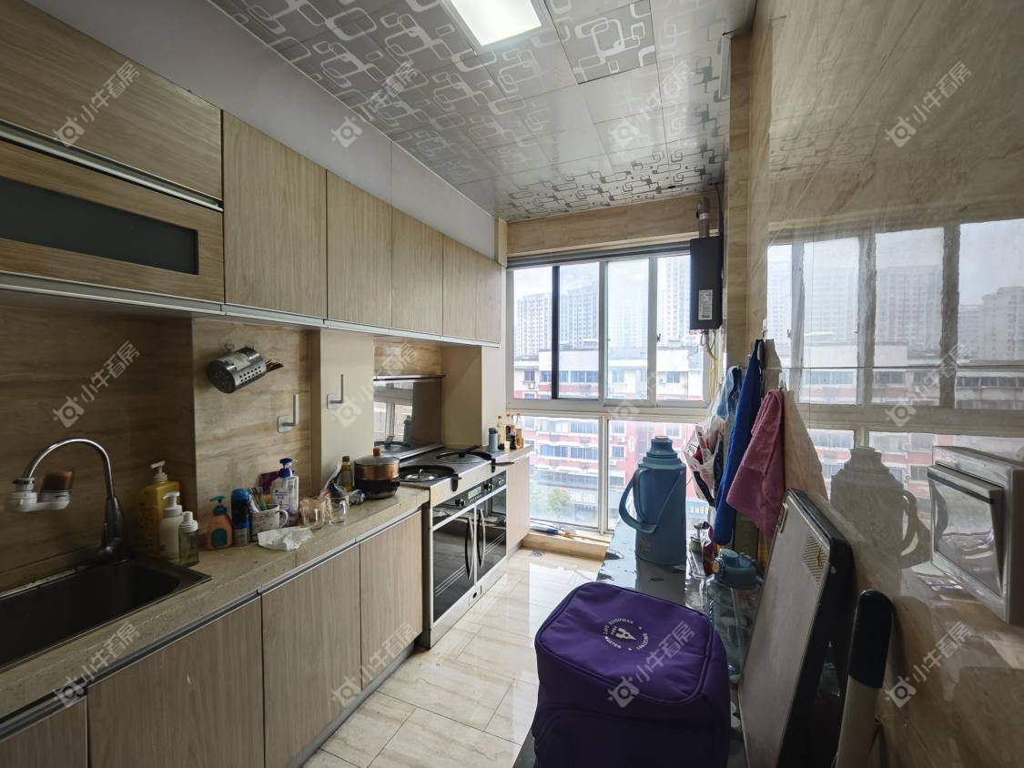 镇江宏云公寓在售二手房源室内图_小牛看房