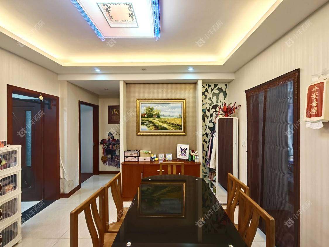 镇江世纪豪都在售二手房源室内图_小牛看房