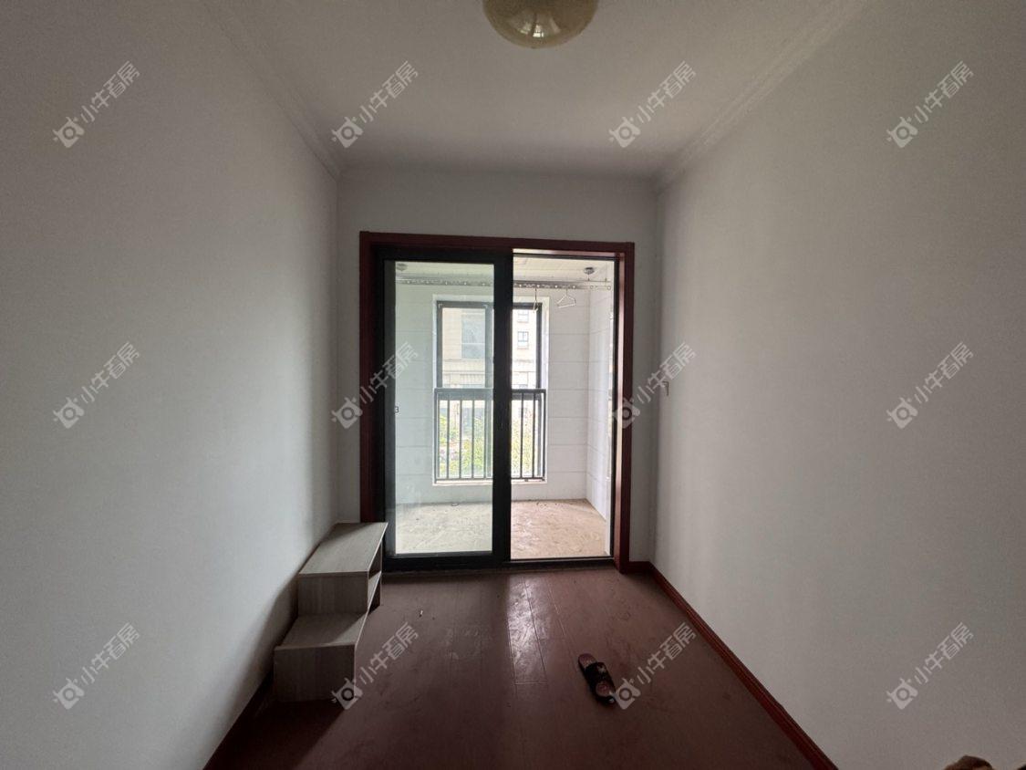 镇江荣城国际一期在售二手房源室内图_小牛看房