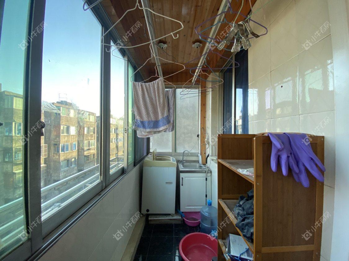 镇江台阳小区在售二手房源室内图_小牛看房