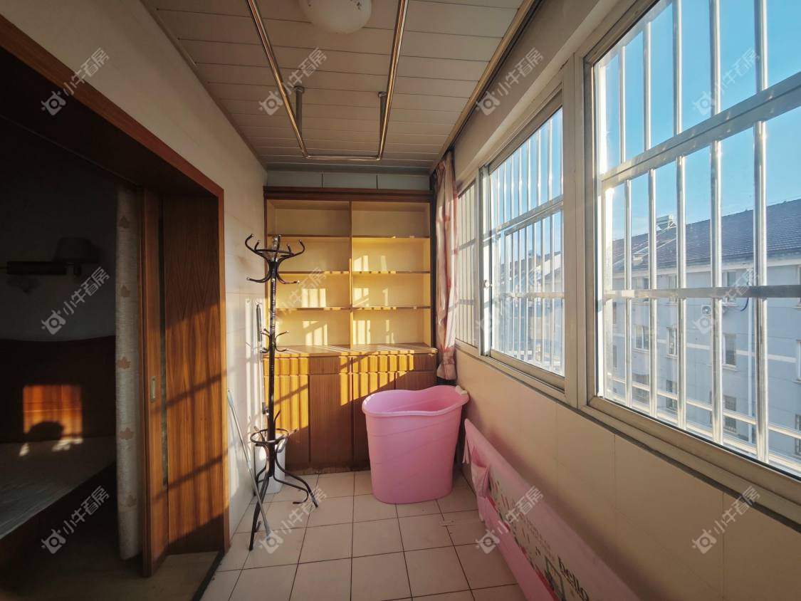 镇江华云公寓在售二手房源室内图_小牛看房