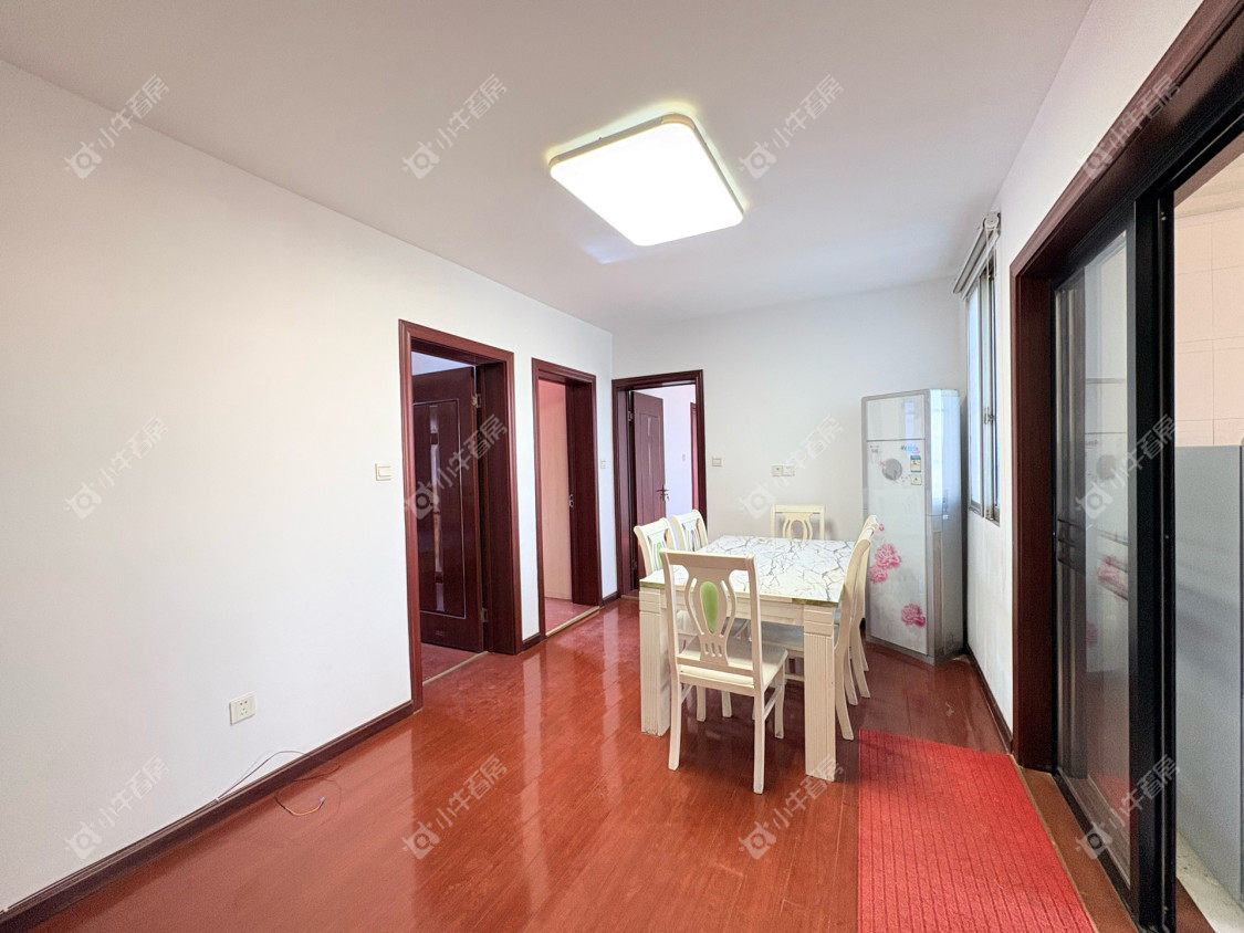 镇江凤美新村在售二手房源室内图_小牛看房