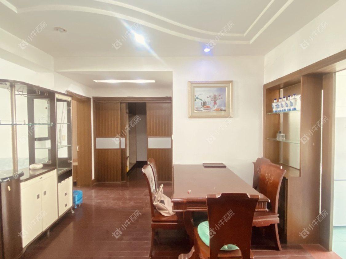 镇江丹凤公寓在售二手房源室内图_小牛看房