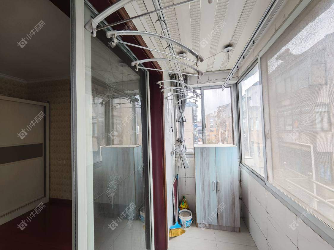 镇江云阳新村在售二手房源室内图_小牛看房