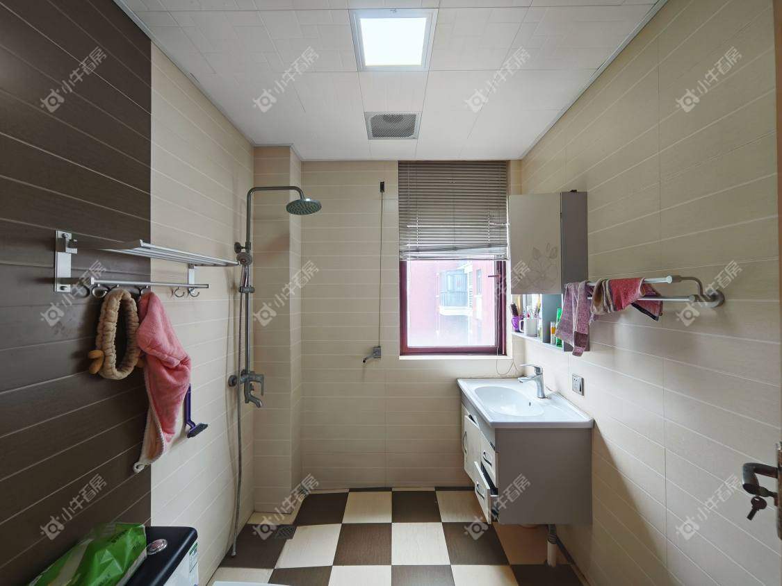 镇江天波城在售二手房源室内图_小牛看房