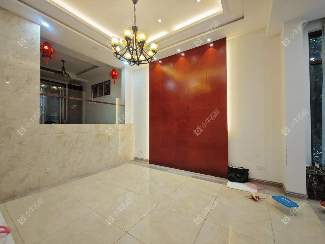 镇江金鼎城市花园别墅区在售二手房源室内图_小牛看房