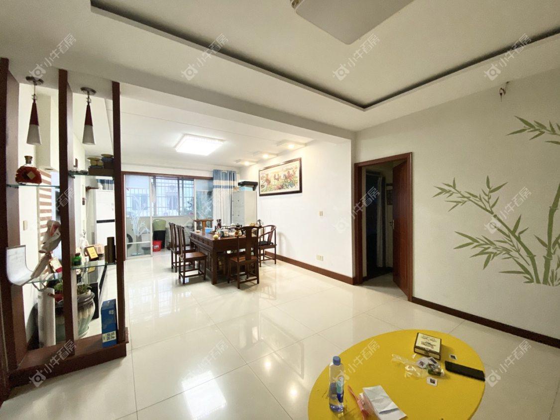 镇江中心嘉园在售二手房源室内图_小牛看房