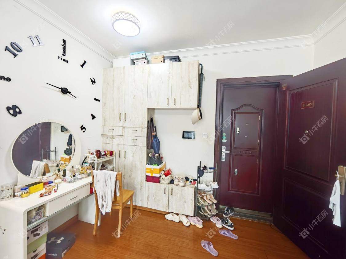 镇江碧桂园在售二手房源室内图_小牛看房