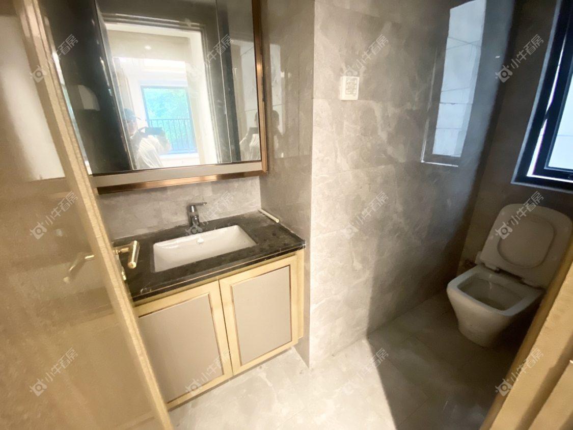 镇江红星天铂在售二手房源室内图_小牛看房