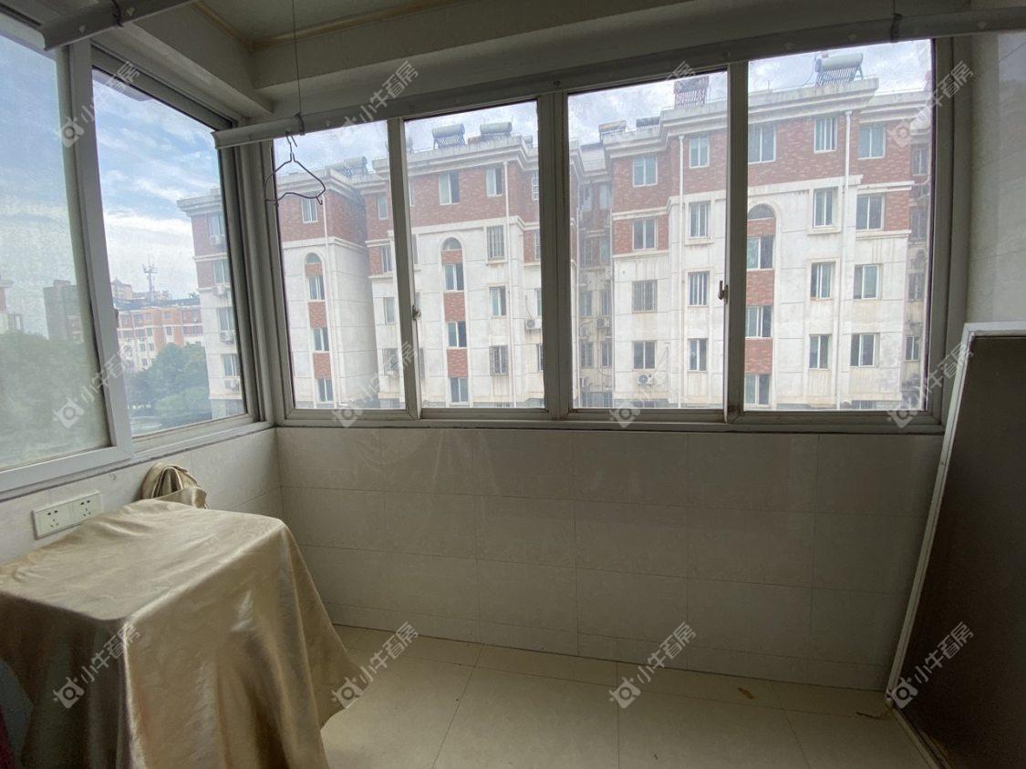 镇江紫荆花园在售二手房源室内图_小牛看房