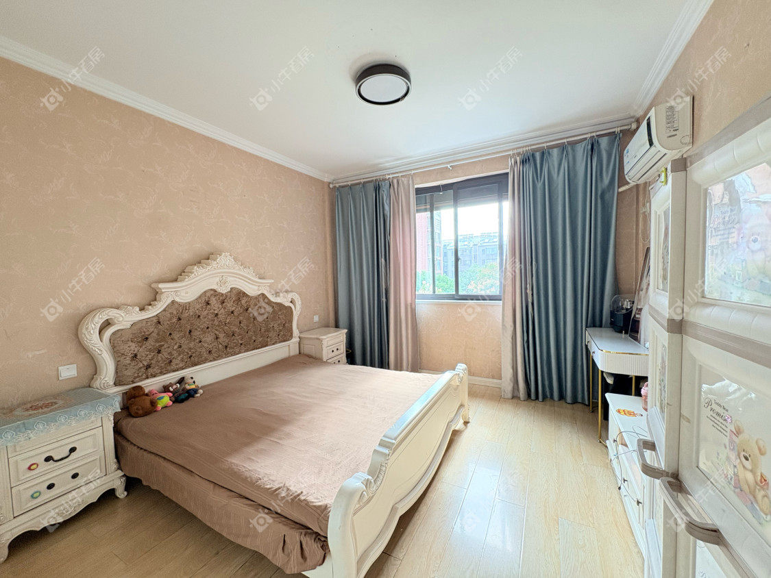 镇江世纪豪都在售二手房源室内图_小牛看房