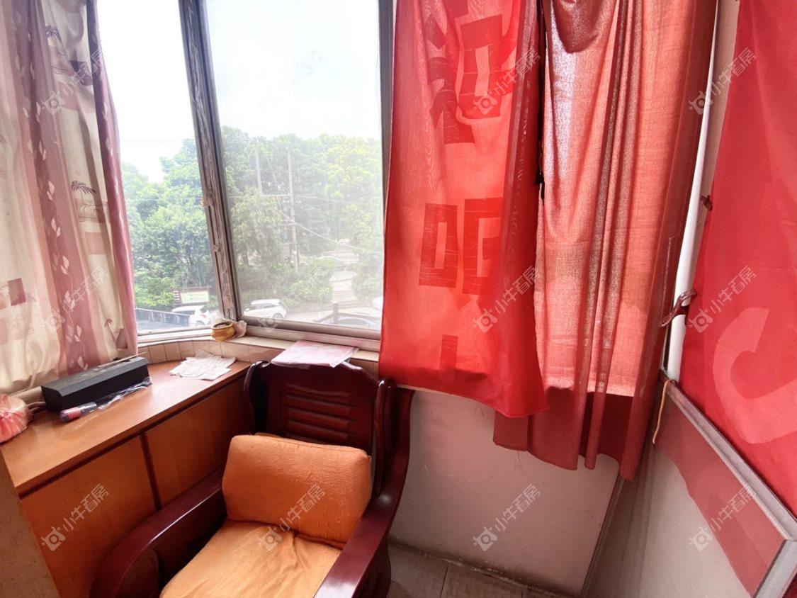 镇江健康园在售二手房源室内图_小牛看房