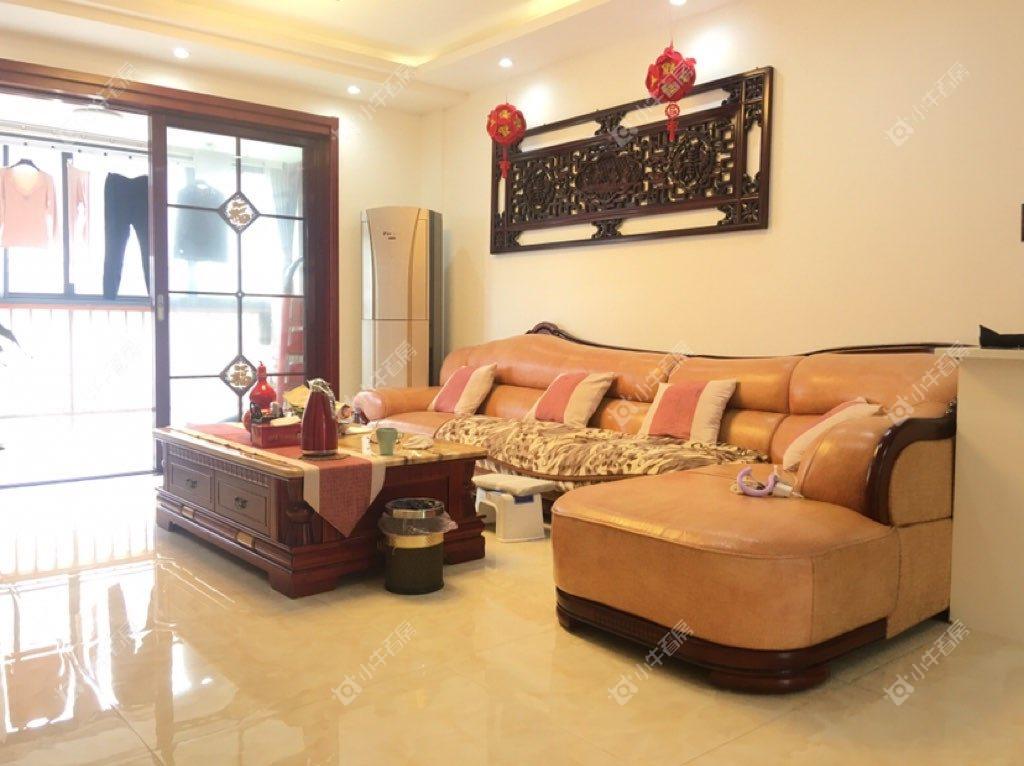 镇江世纪豪都在售二手房源室内图_小牛看房