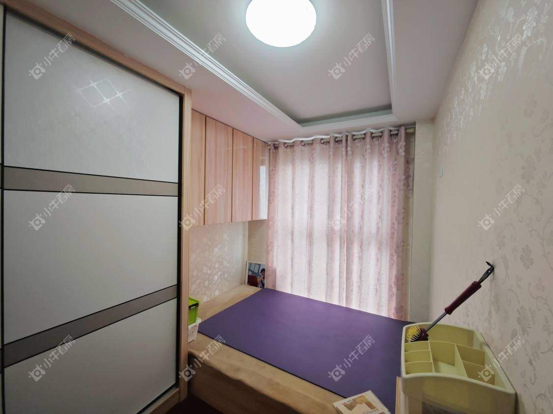 镇江美亚华悦在售二手房源室内图_小牛看房