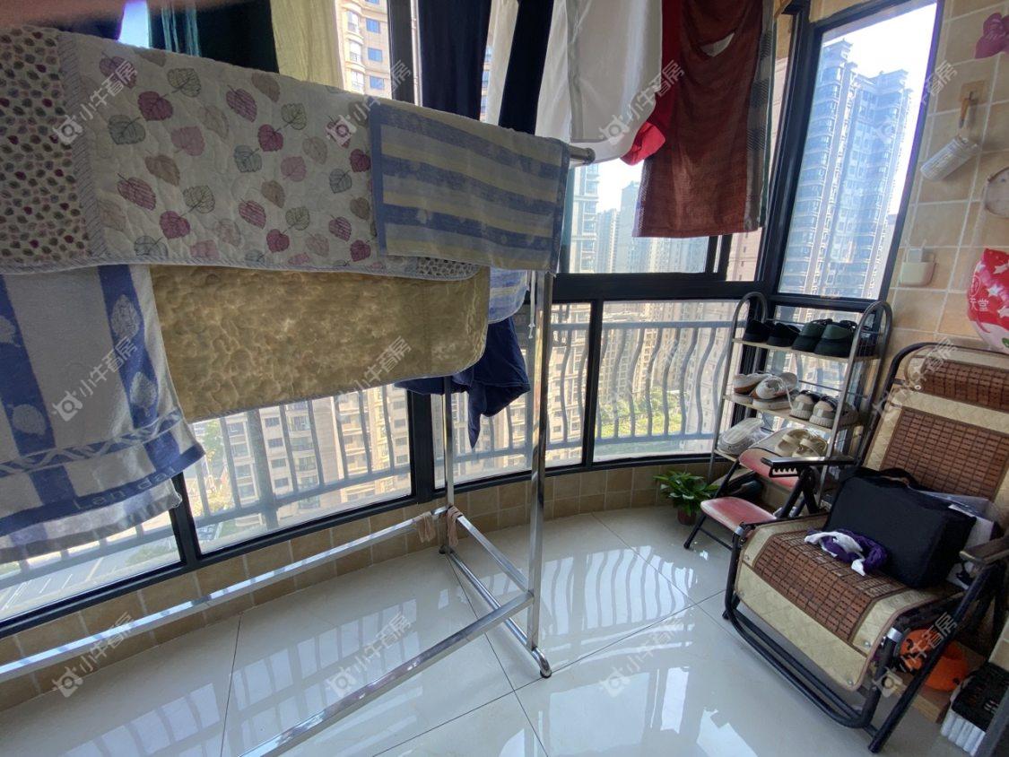 镇江碧桂园在售二手房源室内图_小牛看房