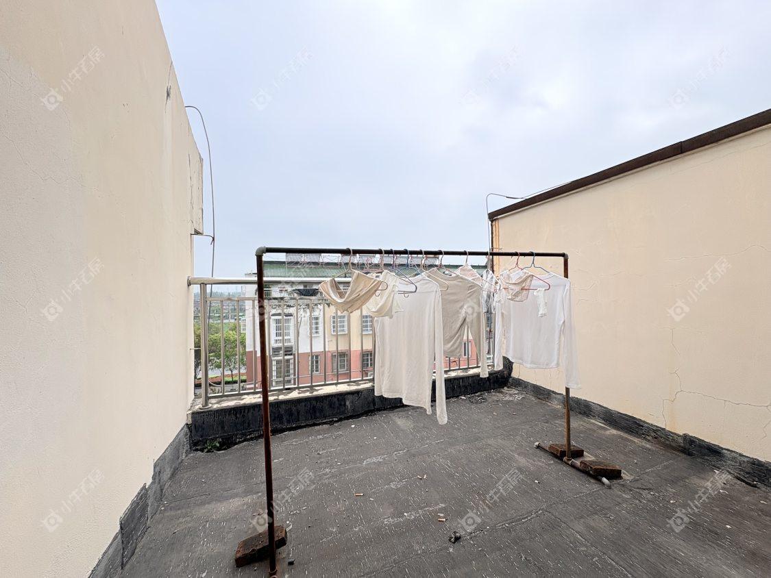 镇江凰嘉花苑在售二手房源室内图_小牛看房