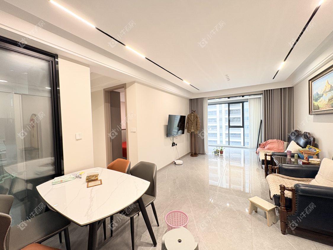 镇江中海时代都会在售二手房源室内图_小牛看房