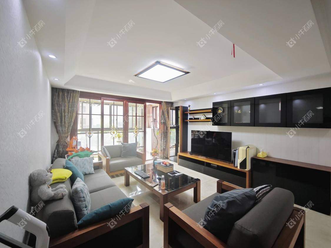 镇江领秀花都在售二手房源室内图_小牛看房