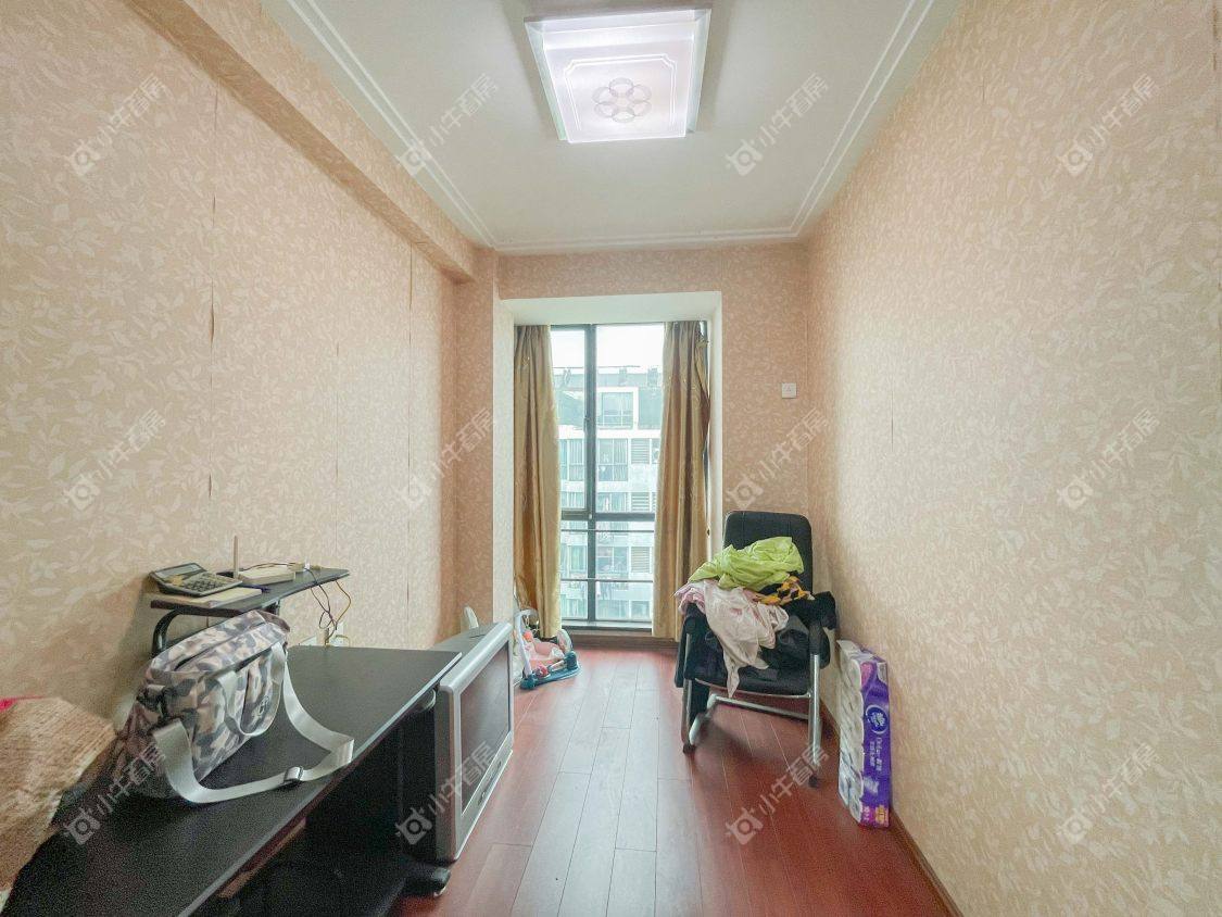 镇江天波城在售二手房源室内图_小牛看房