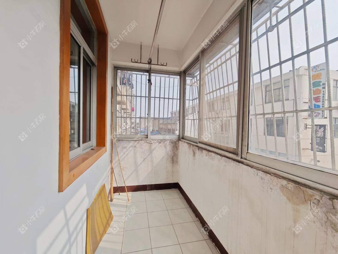 镇江安达商住楼在售二手房源室内图_小牛看房