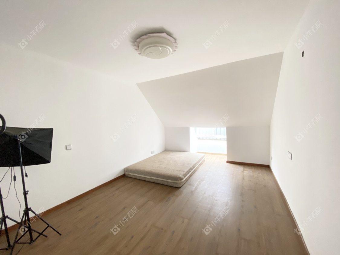 镇江凤翔花园在售二手房源室内图_小牛看房