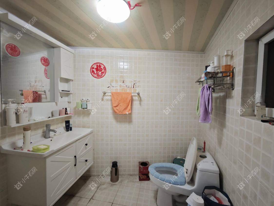 镇江鑫福苑在售二手房源室内图_小牛看房