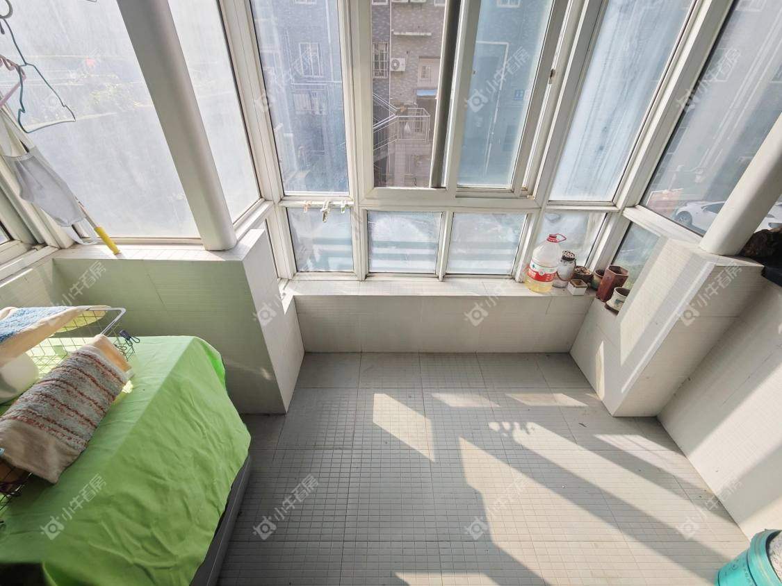 镇江江南嘉园在售二手房源室内图_小牛看房