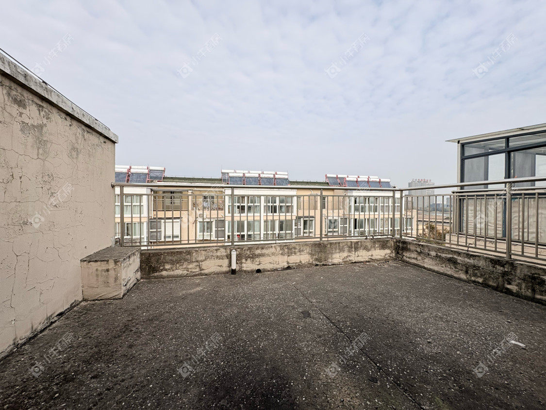 镇江凰嘉花苑在售二手房源室内图_小牛看房