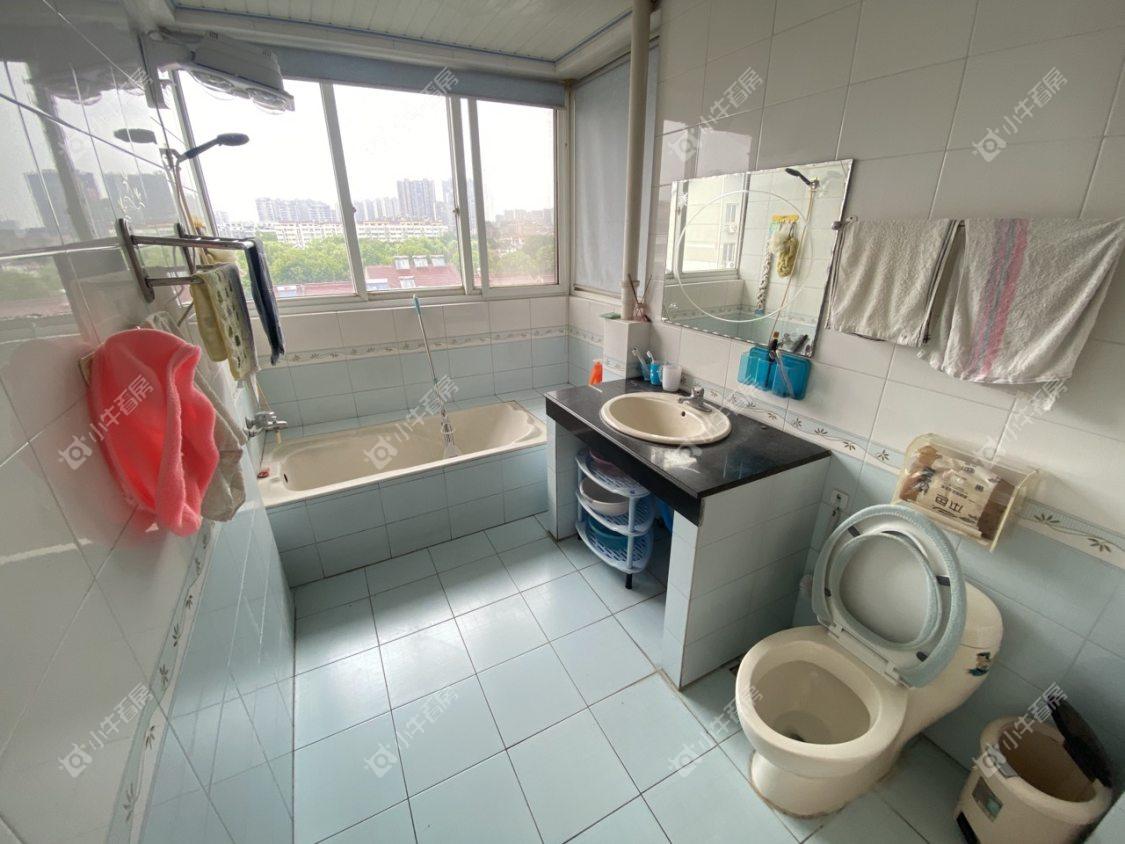 镇江景泽园在售二手房源室内图_小牛看房