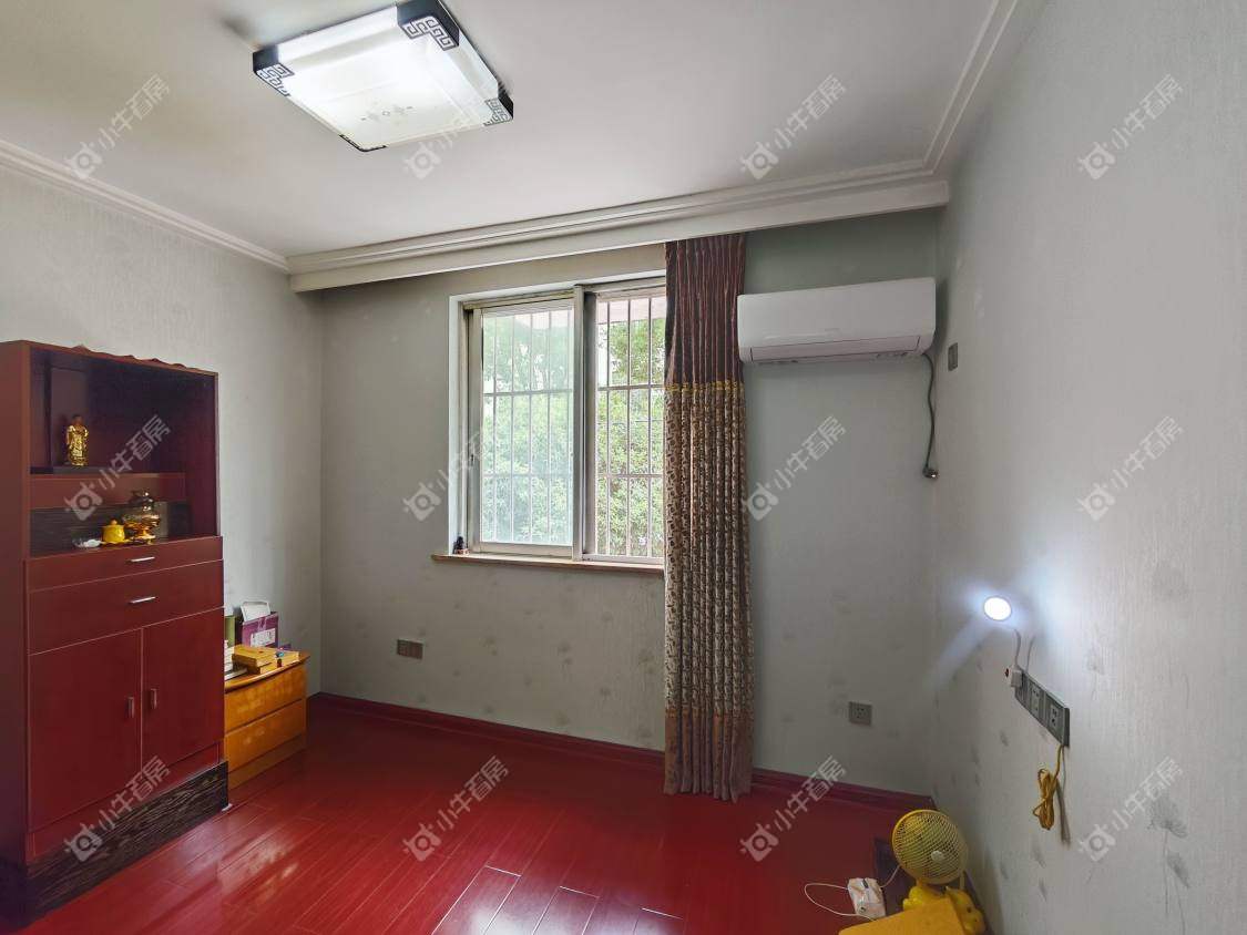 镇江华南新二村在售二手房源室内图_小牛看房