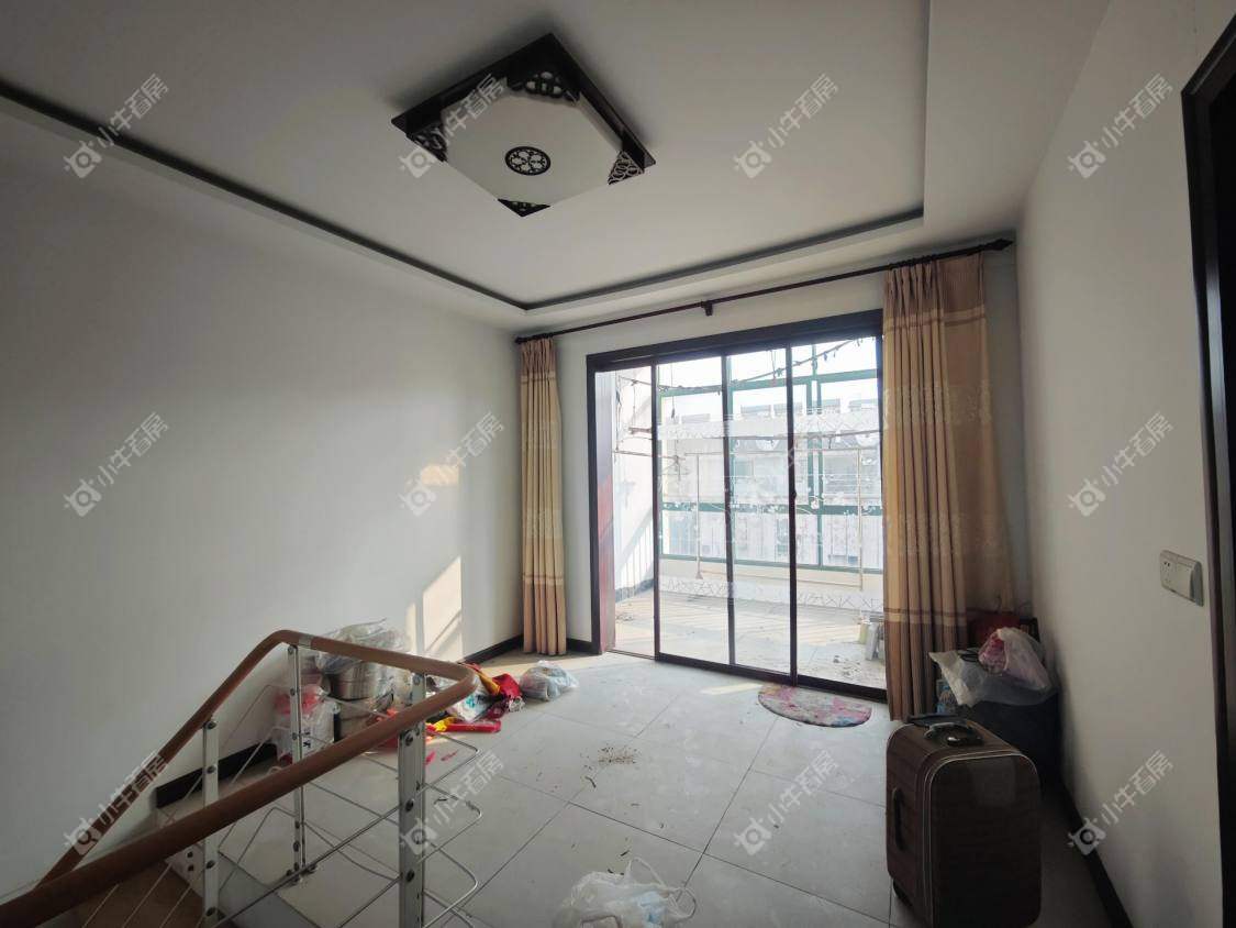 镇江锦江花园在售二手房源室内图_小牛看房