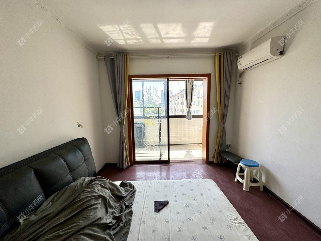 镇江兰信公寓在售二手房源室内图_小牛看房