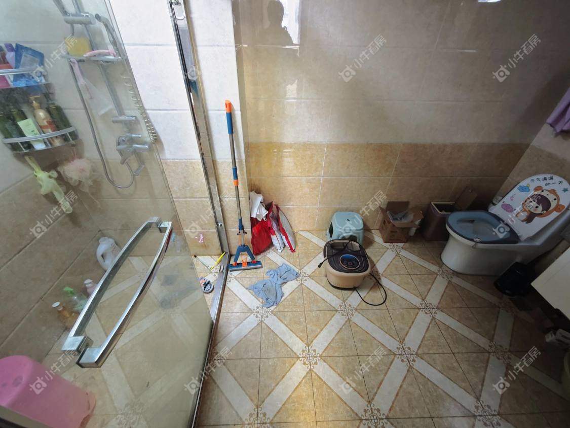 镇江凤翔花园在售二手房源室内图_小牛看房