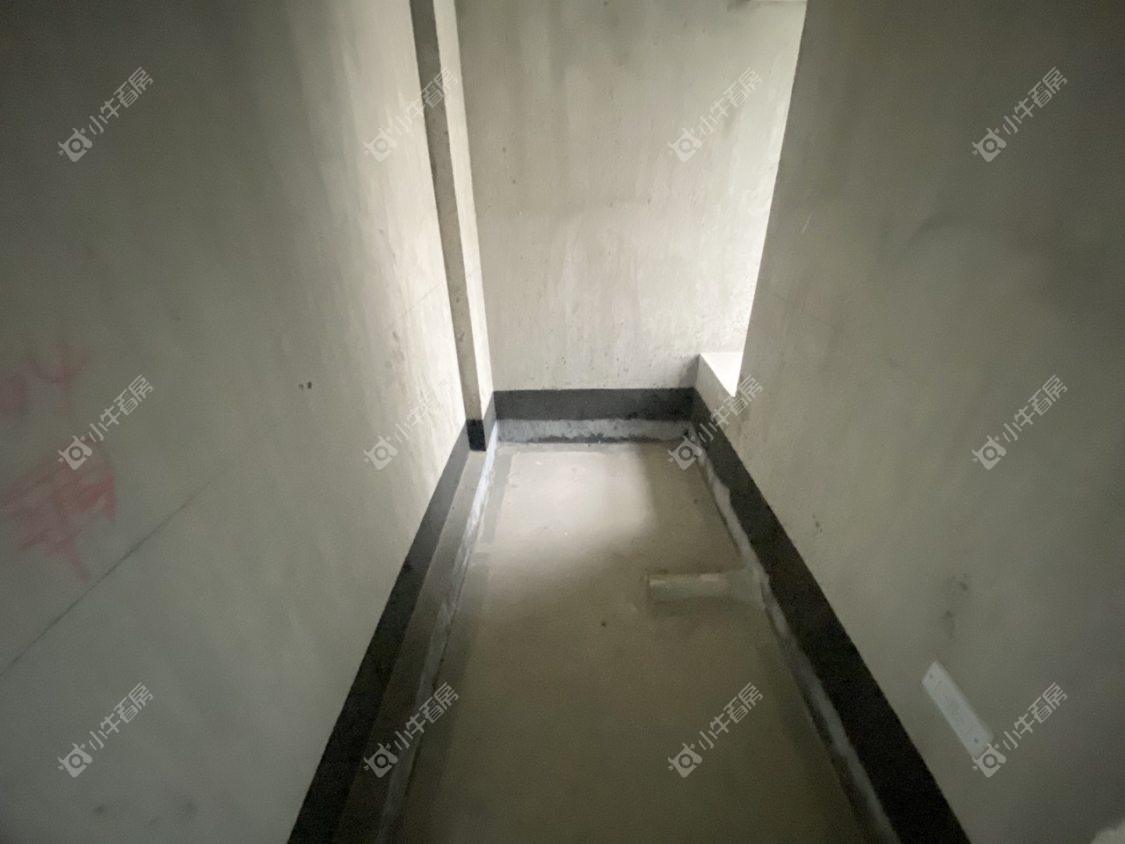 镇江碧桂园樾府在售二手房源室内图_小牛看房