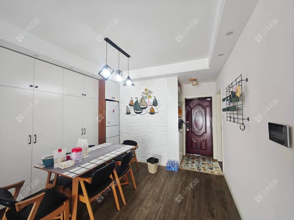 镇江大亚第一城在售二手房源室内图_小牛看房