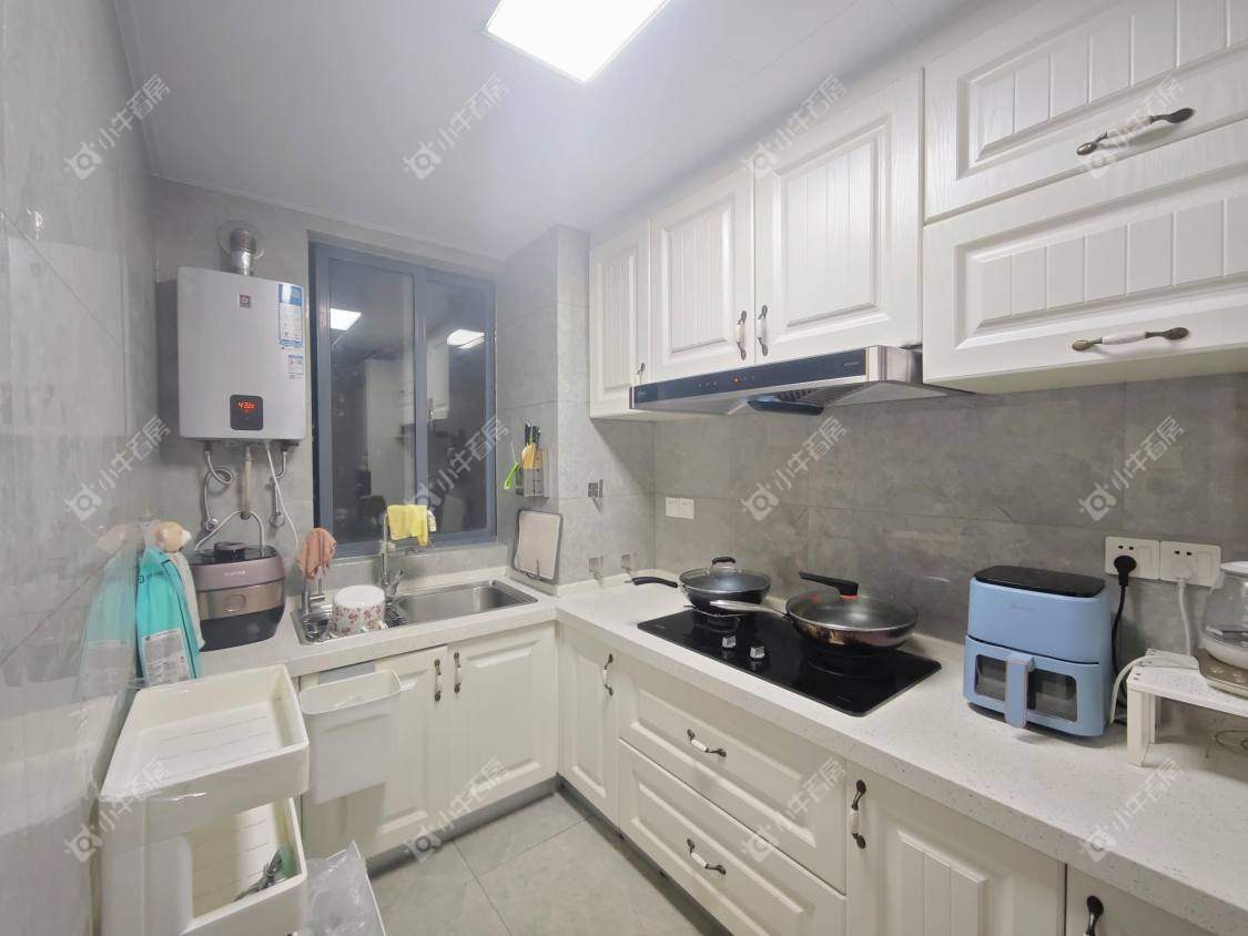 镇江华都锦城在售二手房源室内图_小牛看房