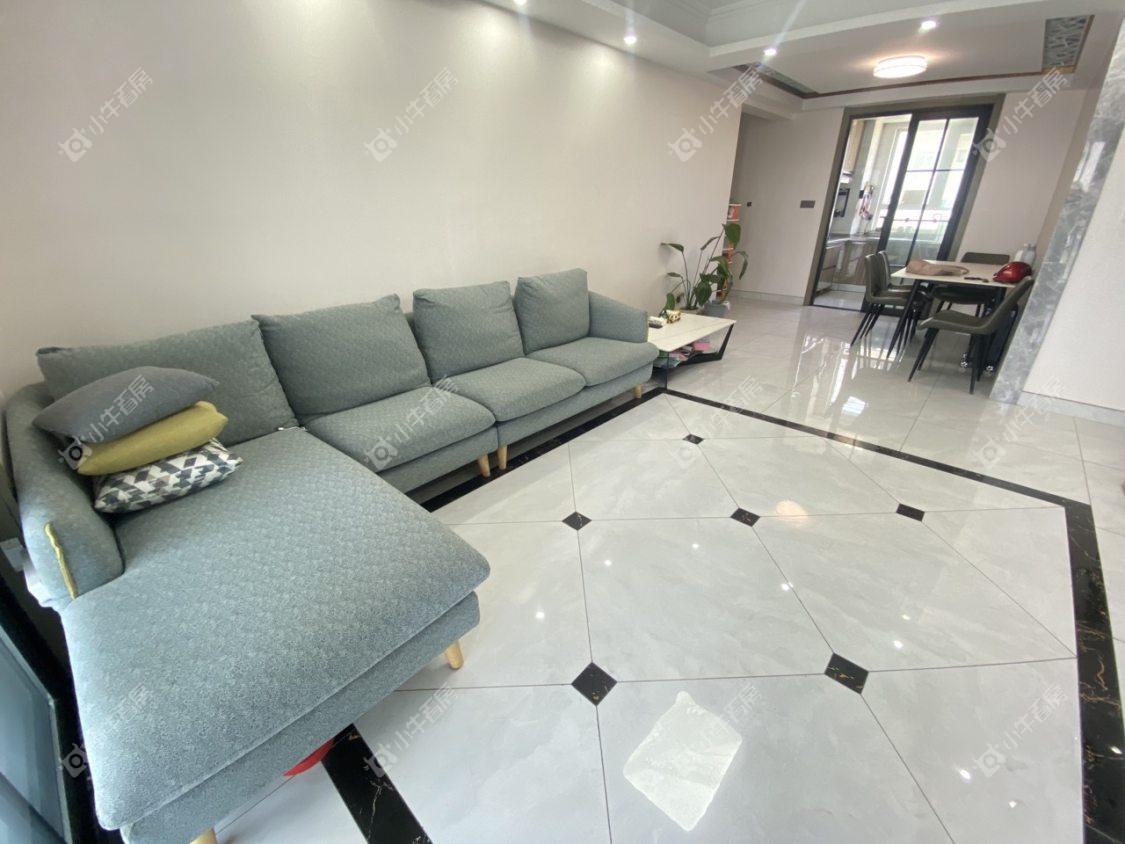 镇江中南君悦府中南一期在售二手房源室内图_小牛看房