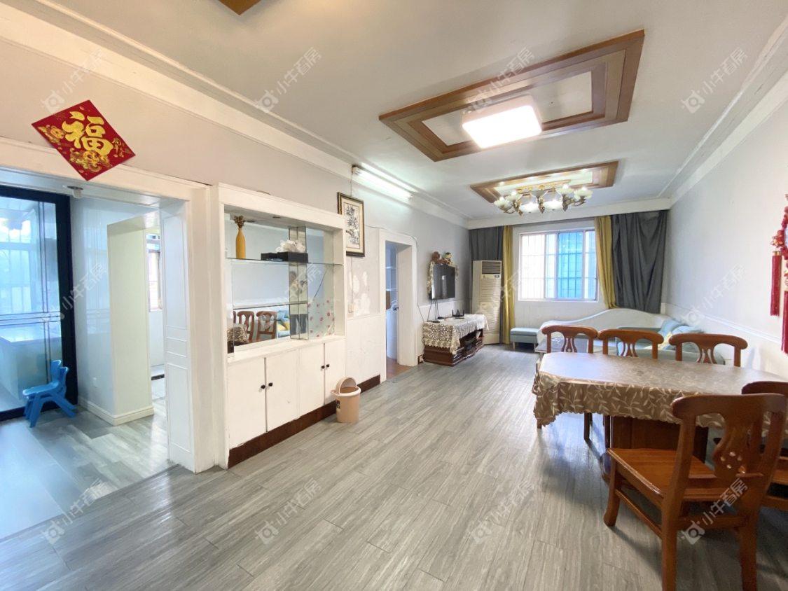 镇江玉泉小区在售二手房源室内图_小牛看房